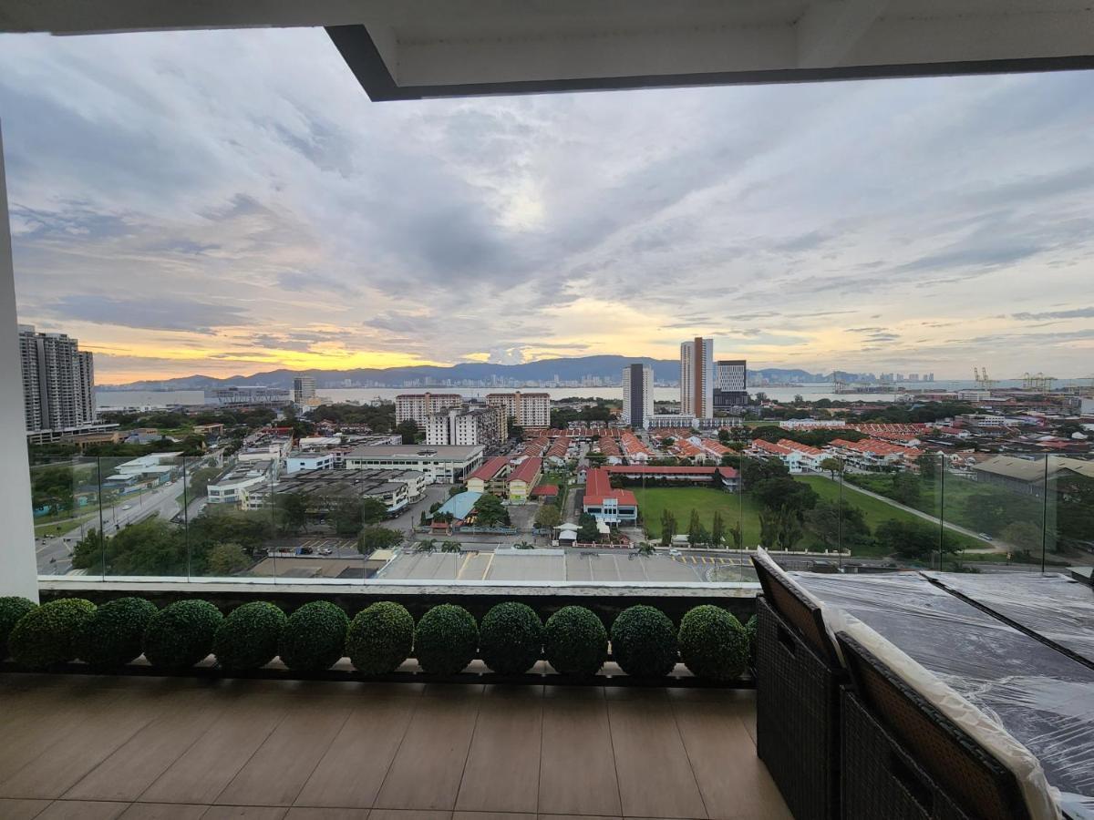 Praicon Executive Suite Бътъруърт Екстериор снимка