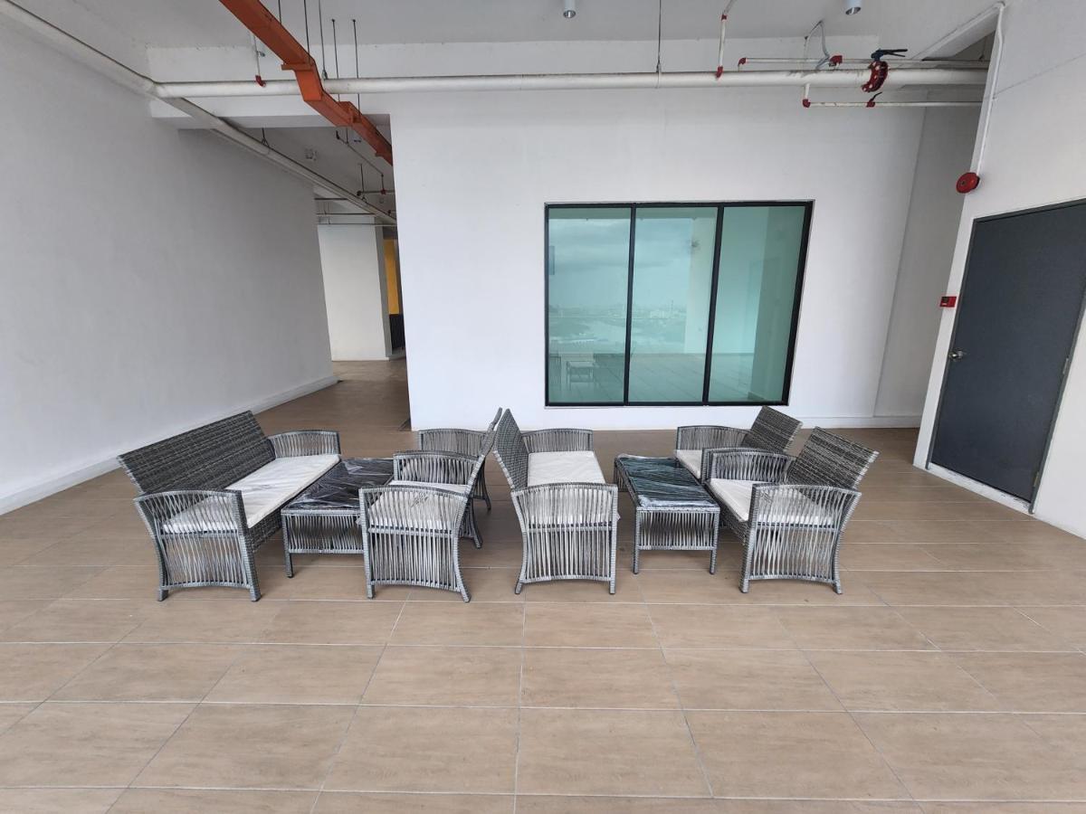 Praicon Executive Suite Бътъруърт Екстериор снимка